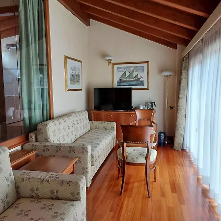 Phi Dei Medaglioni