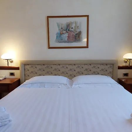 Hotel Phi Dei Medaglioni Correggio