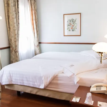Phi Dei Medaglioni Hotel Correggio