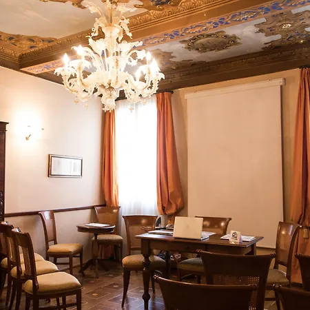 Phi Dei Medaglioni Hotel Correggio