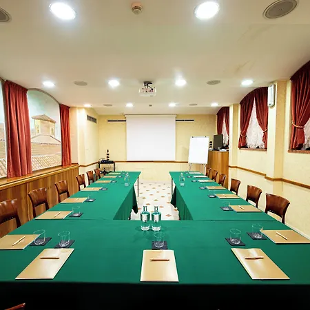 Phi Dei Medaglioni Hotel 4*