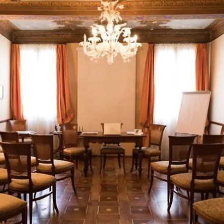Phi Dei Medaglioni Szálloda 4*