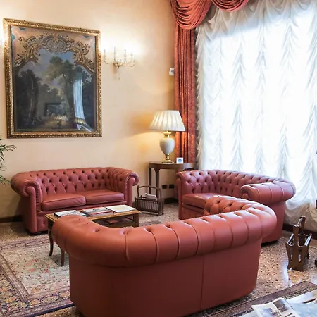 Отель Phi Dei Medaglioni Корреджио