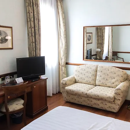 Отель Phi Dei Medaglioni