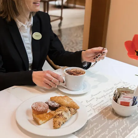 Hotell Phi Dei Medaglioni Correggio