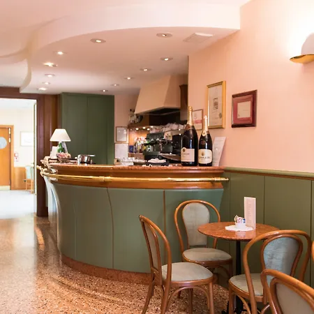 Phi Dei Medaglioni Hotel 4*