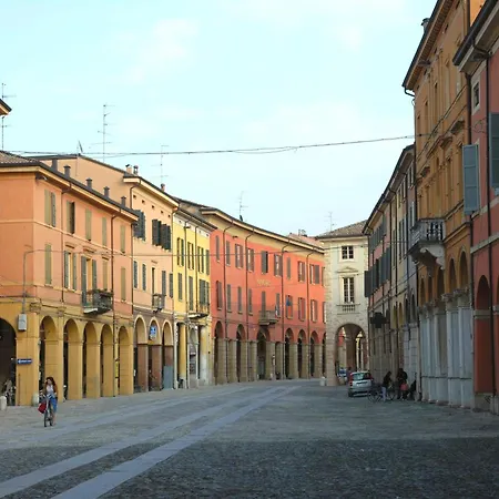 Phi Dei Medaglioni 4* Correggio