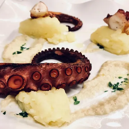 Phi Dei Medaglioni 4* Correggio