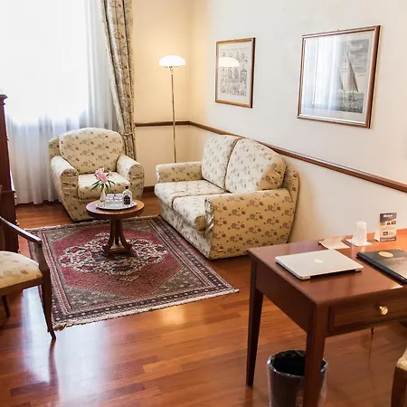 Phi Dei Medaglioni Hotel Correggio