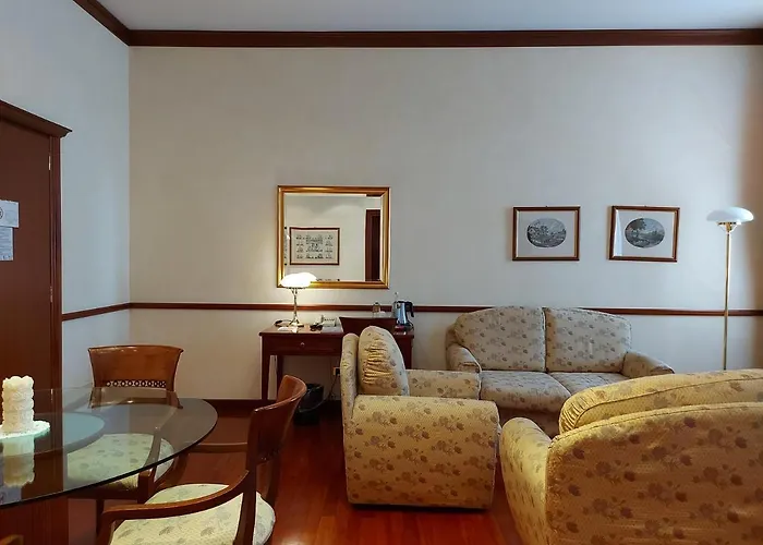 Отель Phi Dei Medaglioni