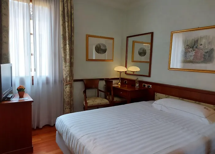 Hotel Phi Dei Medaglioni Correggio