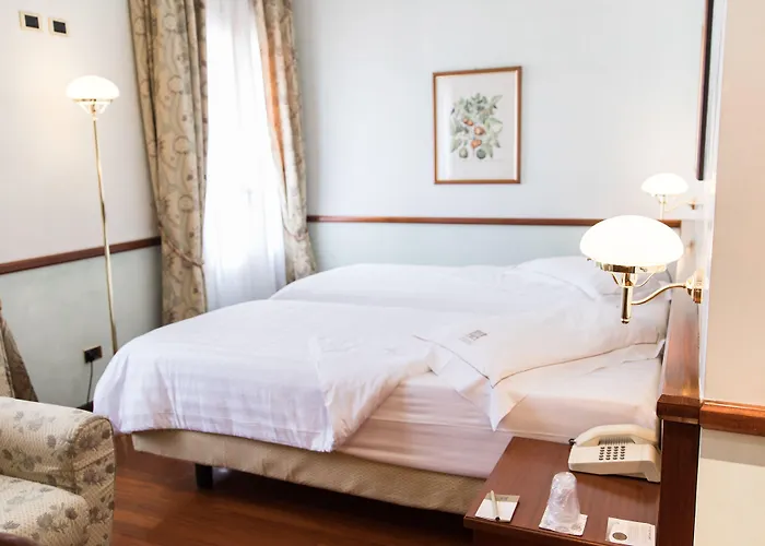 Phi Dei Medaglioni Hotel Correggio