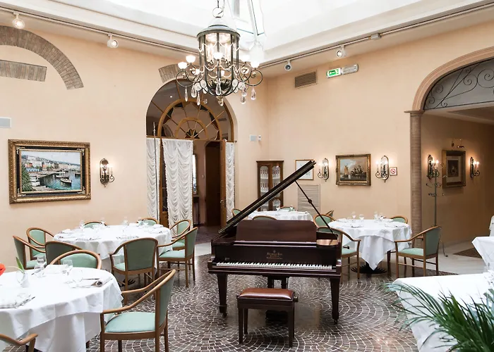 Phi Dei Medaglioni Hotel Correggio