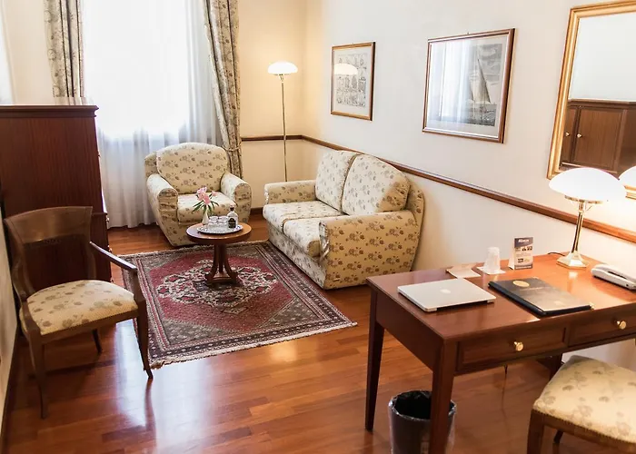 Phi Dei Medaglioni Hotel Correggio